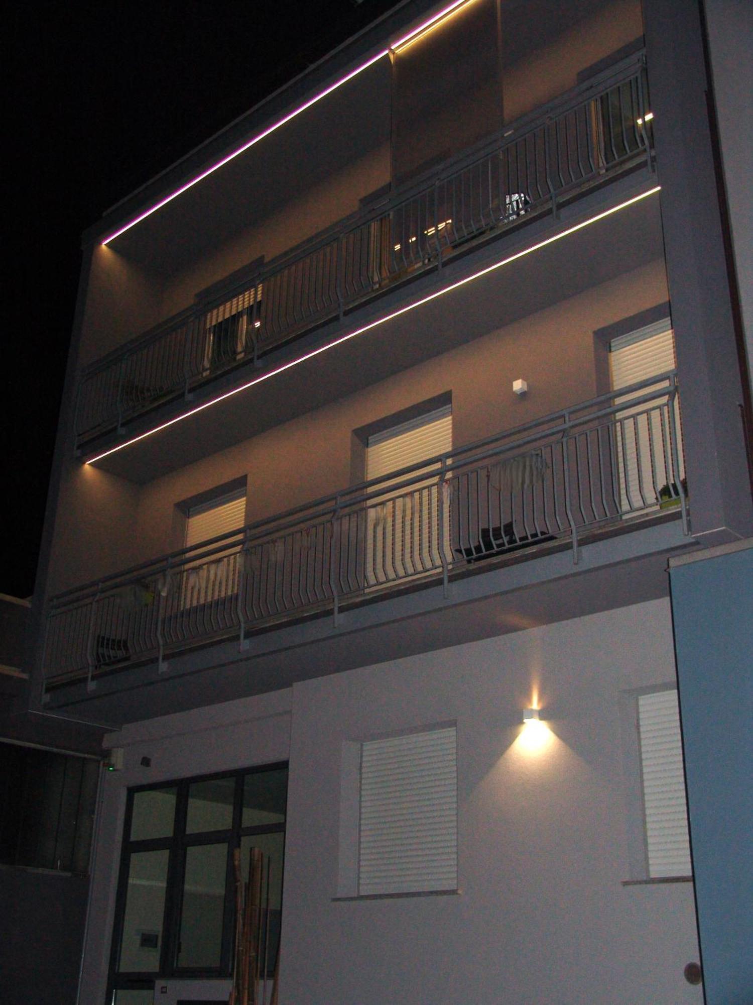 Modern Apartment Luci & Stelle Near Lake Como 니비온노 외부 사진